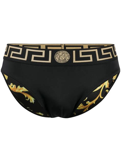 completo versace intimo|Colección de ropa interior .